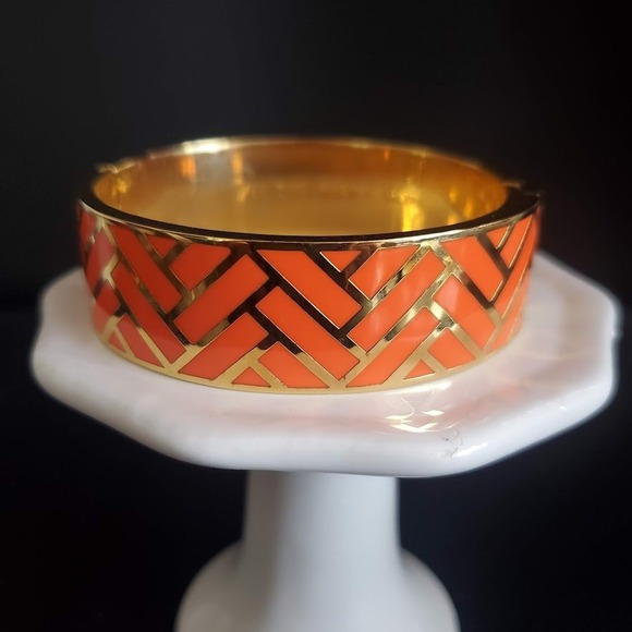 Kate Spade Off The Beaten Path Orange Enamel Herringbone Hinge Bangle Bracelet - Picture 4 of 7